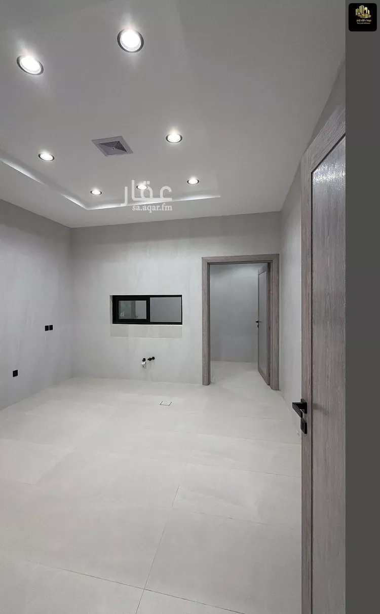 Villa for Sale in Al Khobar Al Amwaj 11