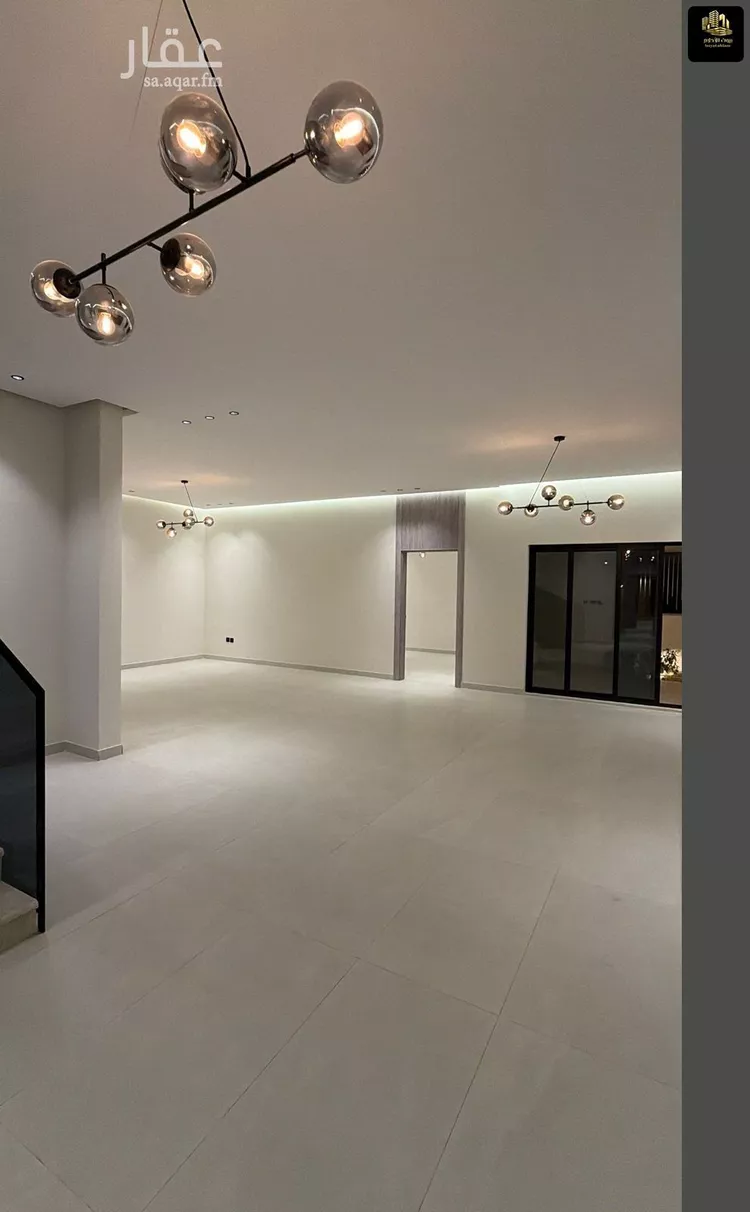 Villa for Sale in Al Khobar Al Amwaj 24