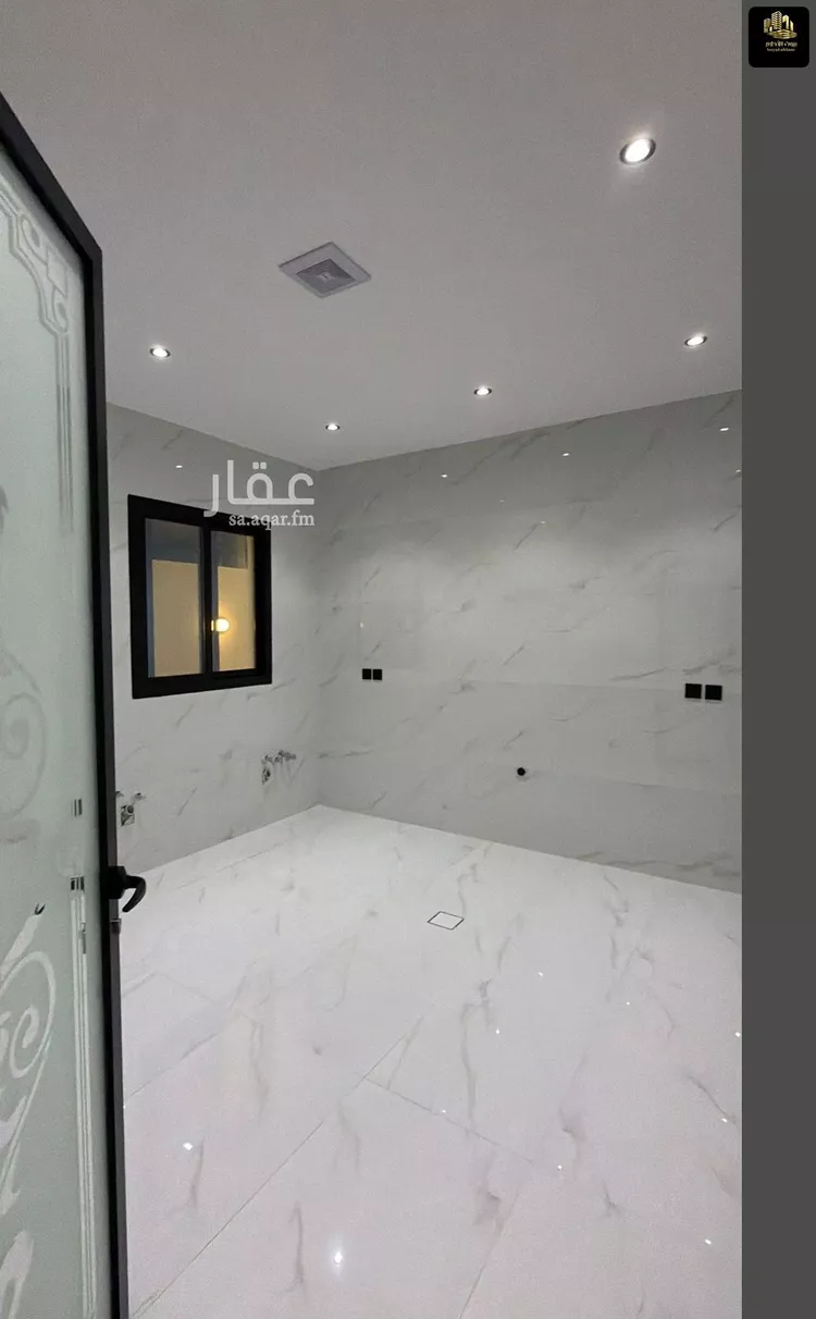 Villa for Sale in Al Khobar Al Amwaj 13