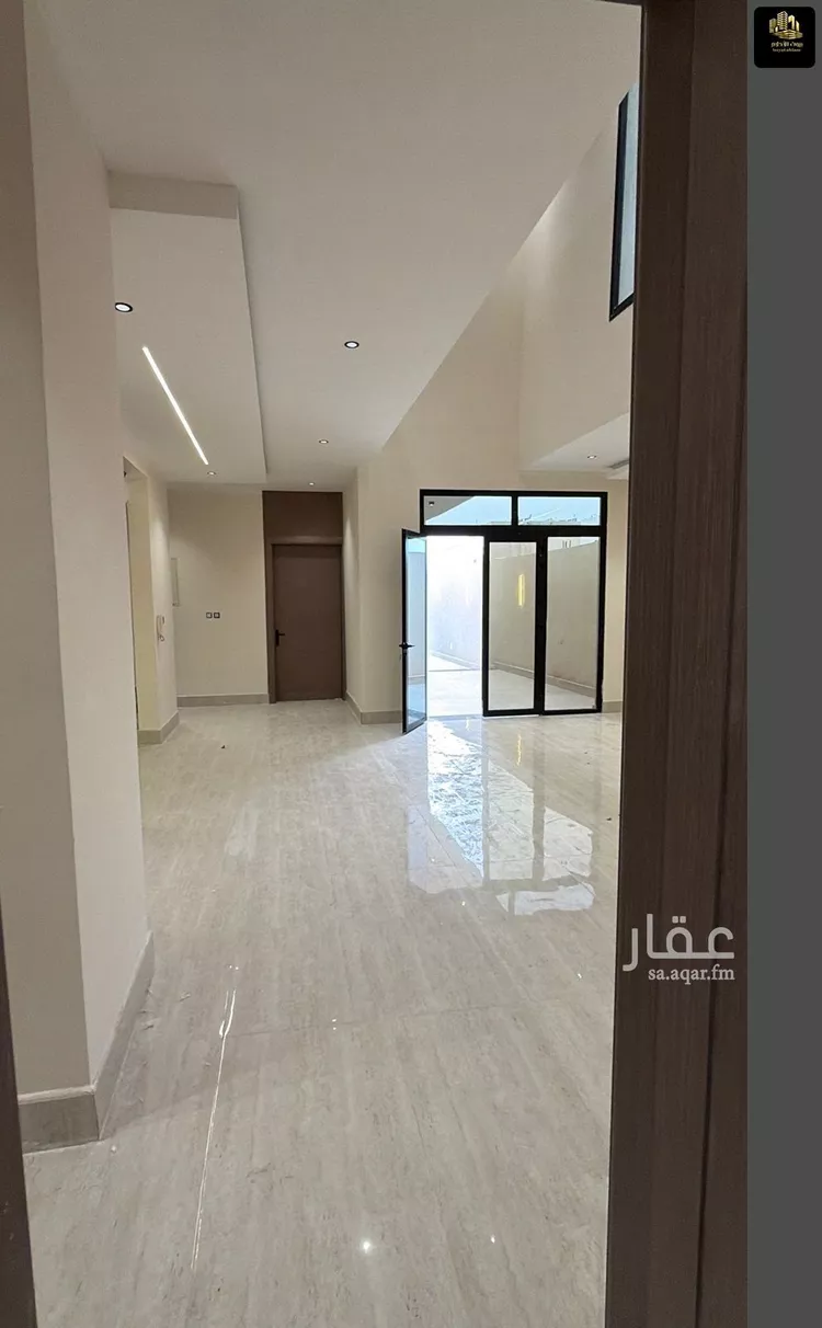 فيلا للبيع في شارع العيينه, حي الصواري, مدينة الخبر, المنطقة الشرقية صورة 4