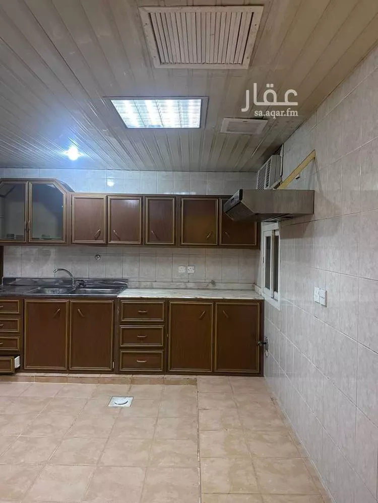 Floor for Rent in Riyadh Hittin صورة 2