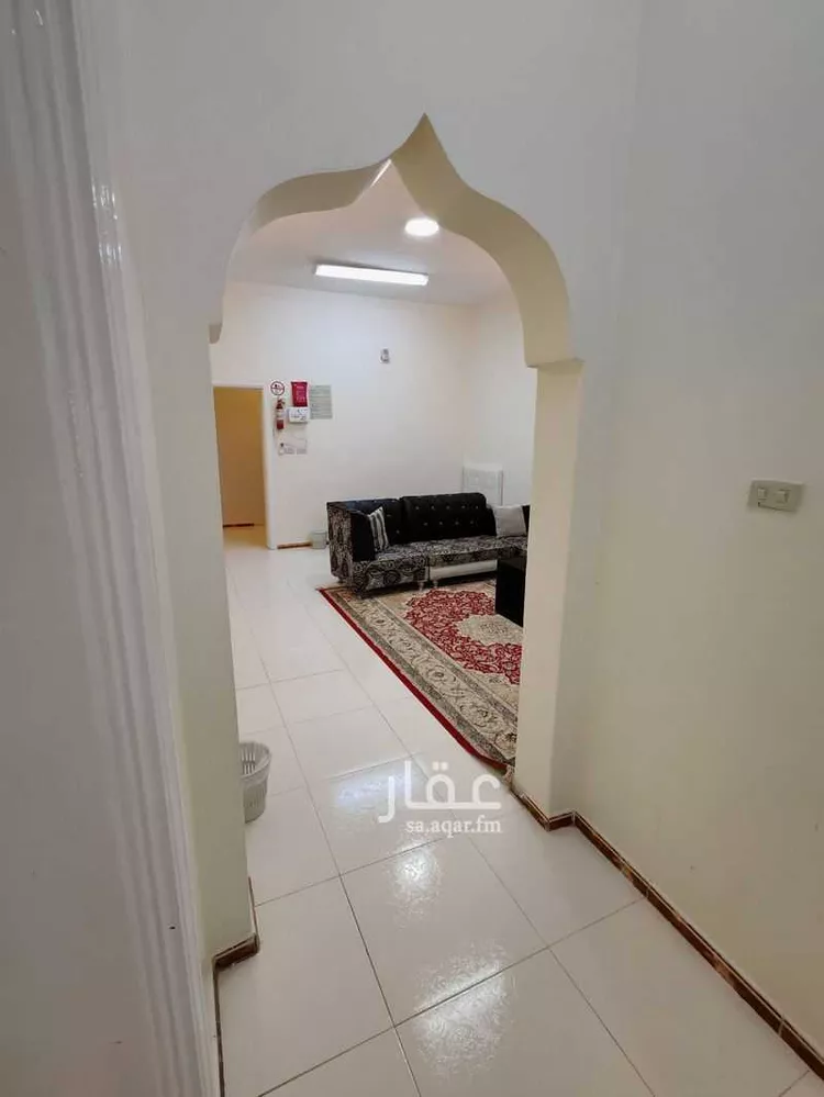 عمارة للإيجار في شارع رافع ابن عمير, حي بئر عثمان, مدينة المدينة المنورة, منطقة المدينة المنورة صورة 2