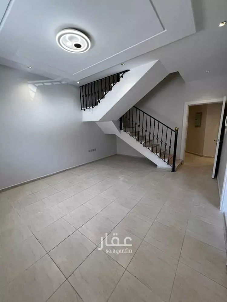 شقة للإيجار في شارع جرير بن عبدالله البجلي, حي مغرزات, مدينة الرياض, منطقة الرياض