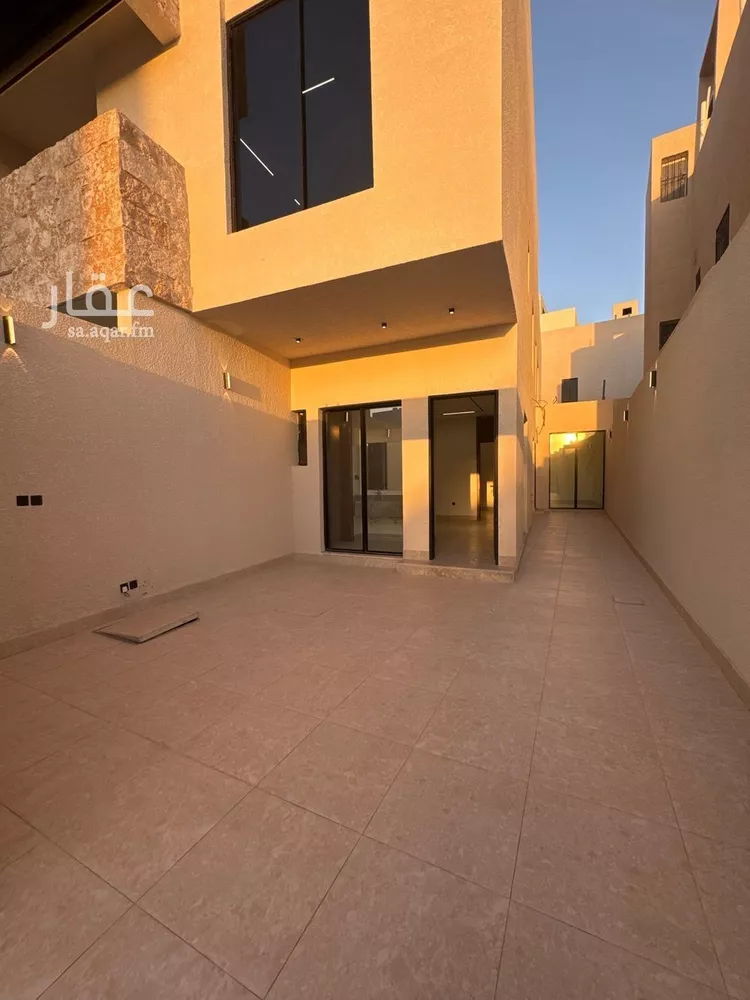 دور للبيع في شارع عامر القرشي, حي العوالي, مدينة الرياض, منطقة الرياض صورة 2