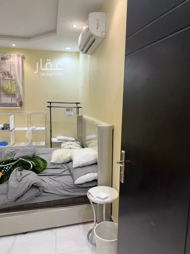 فيلا للإيجار في شارع ينبع, حي العريجاء الغربي, مدينة الرياض, منطقة الرياض