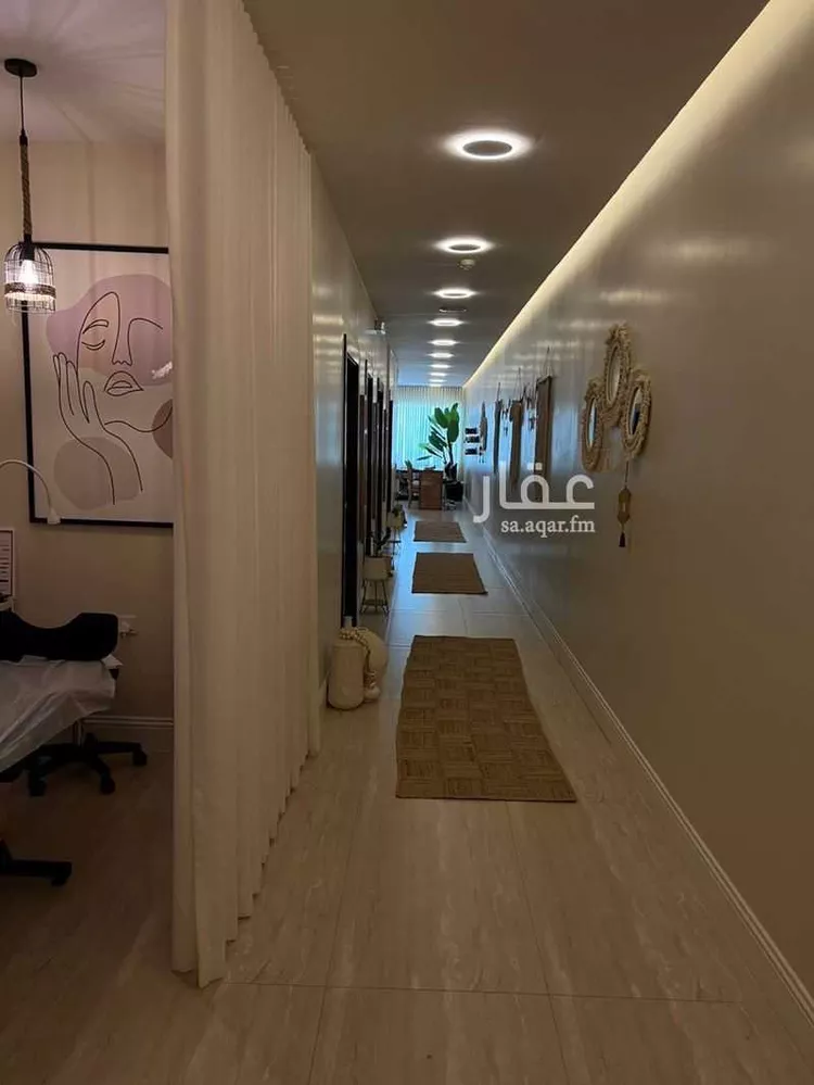 محل للبيع في حي ، طريق الأمير محمد بن سعد بن عبدالعزيز ، حي الملقا ، الرياض ، منطقة الرياض صورة 3