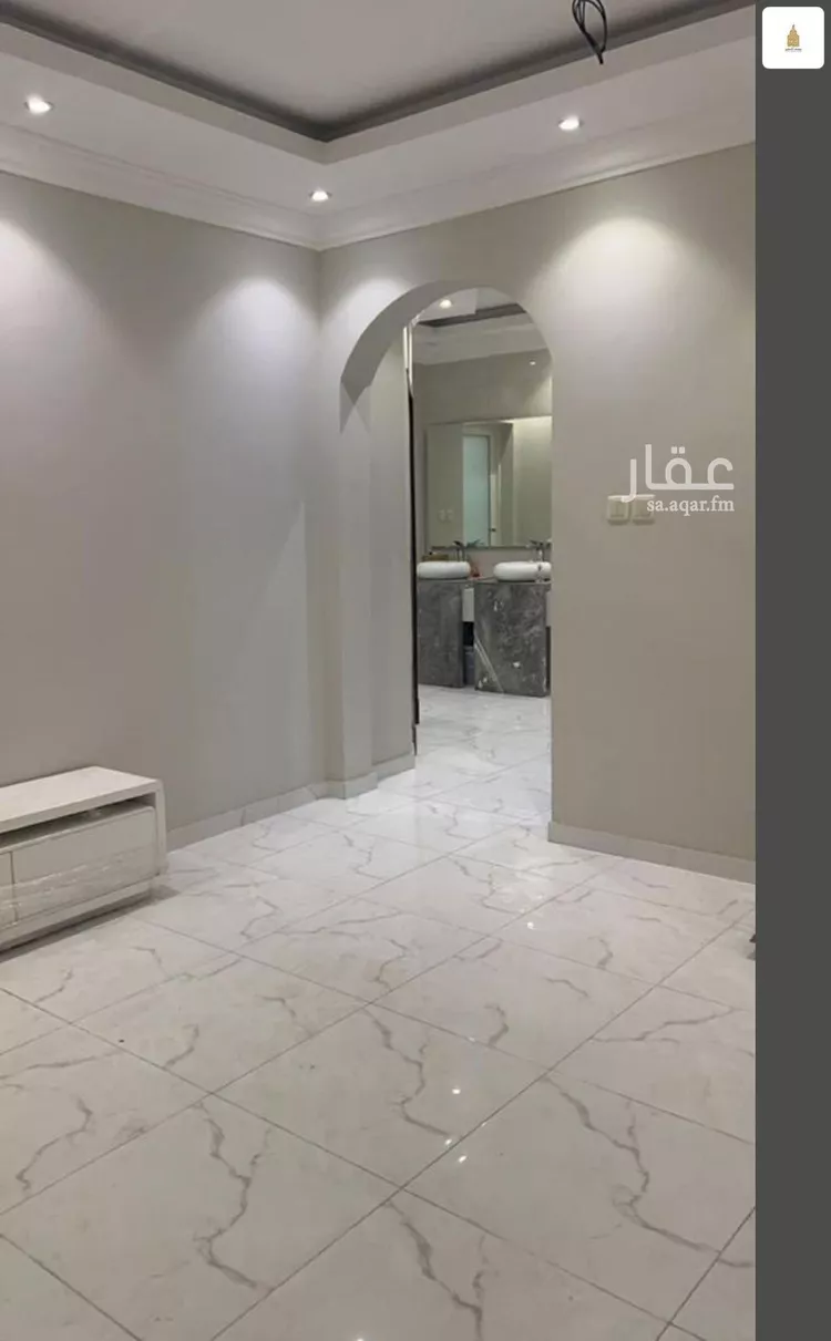 فيلا للإيجار في شارع احمد بن عجيان, حي طيبة, مدينة الدمام, المنطقة الشرقية صورة 2