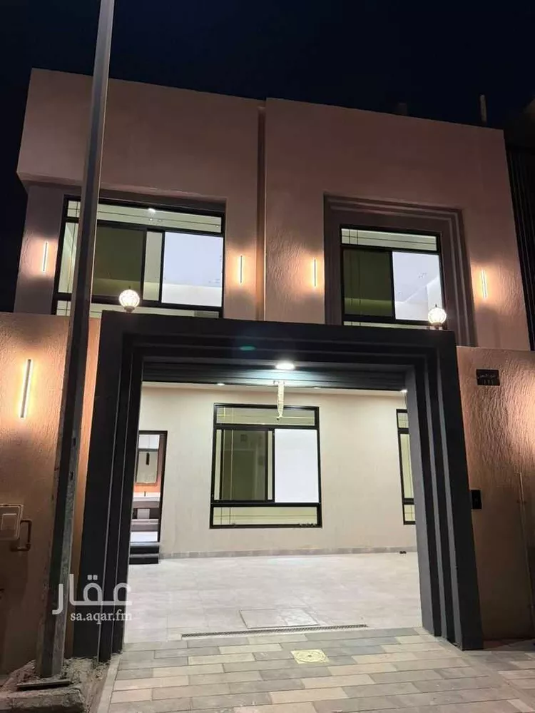 Floor for Sale in Dammam King Fahd 8