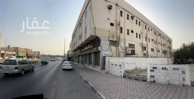 عمارة للبيع في شارع 000, حي غرناطة, مدينة الدمام, المنطقة الشرقية صورة 3