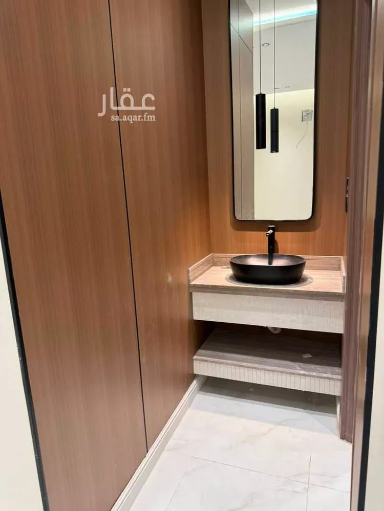 دور للبيع في شارع الفردوس, حي ضاحية الملك فهد, مدينة الدمام, المنطقة الشرقية