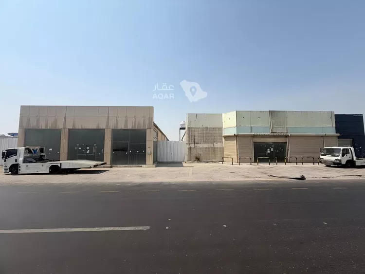 محل للإيجار في شارع شمس الملوك, حي القشلة, مدينة الظهران, المنطقة الشرقية 2