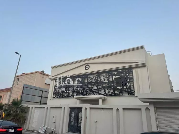 فيلا للبيع في شارع الوداعه, حي الجامعة, مدينة الدمام, المنطقة الشرقية
