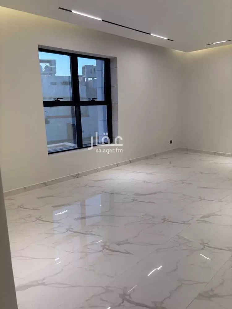 دور للبيع في شارع احمد محمد جمال, حي البيان, مدينة الرياض, منطقة الرياض 1 صورة