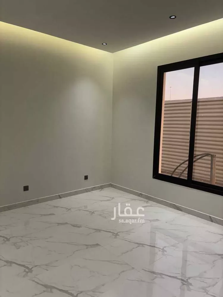 دور للبيع في شارع احمد محمد جمال, حي البيان, مدينة الرياض, منطقة الرياض صورة 2