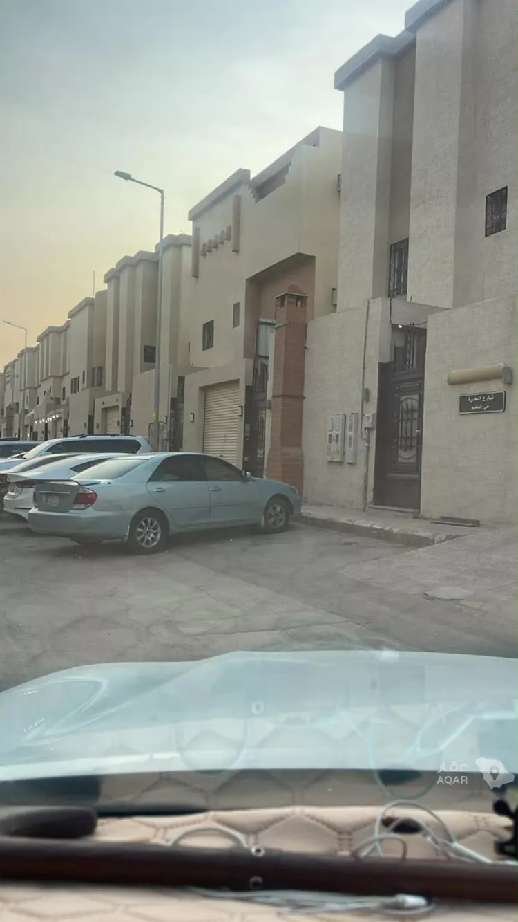 فيلا للبيع في شارع البكير ، حي الندوة ، الرياض ، منطقة الرياض صورة 3