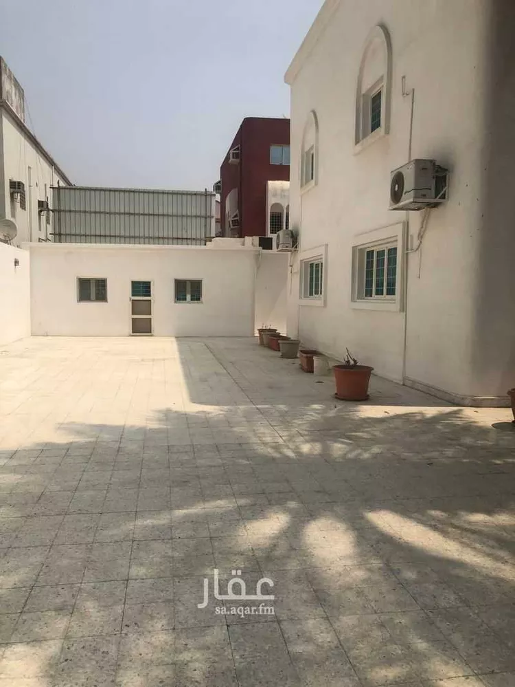 فيلا للبيع في شارع إبراهيم الطائي ، حي الربيع ، جدة ، جدة صورة 3