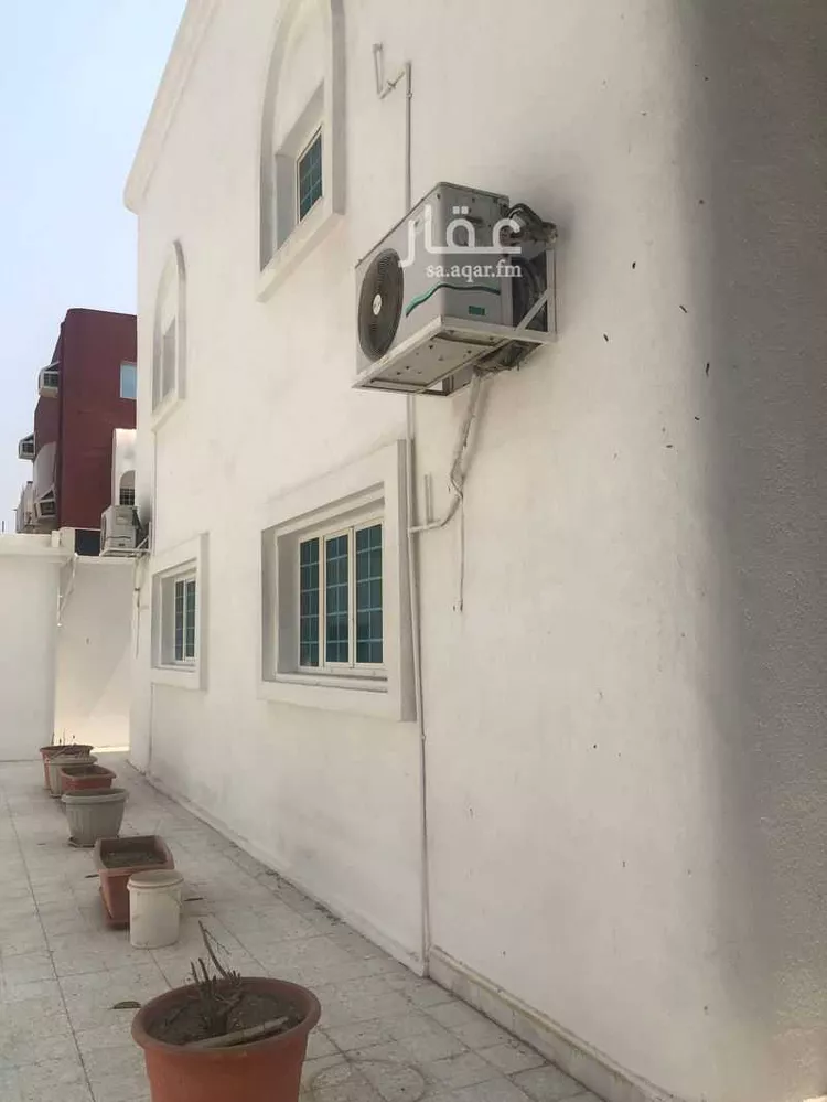فيلا للبيع في شارع إبراهيم الطائي ، حي الربيع ، جدة ، جدة صورة 2