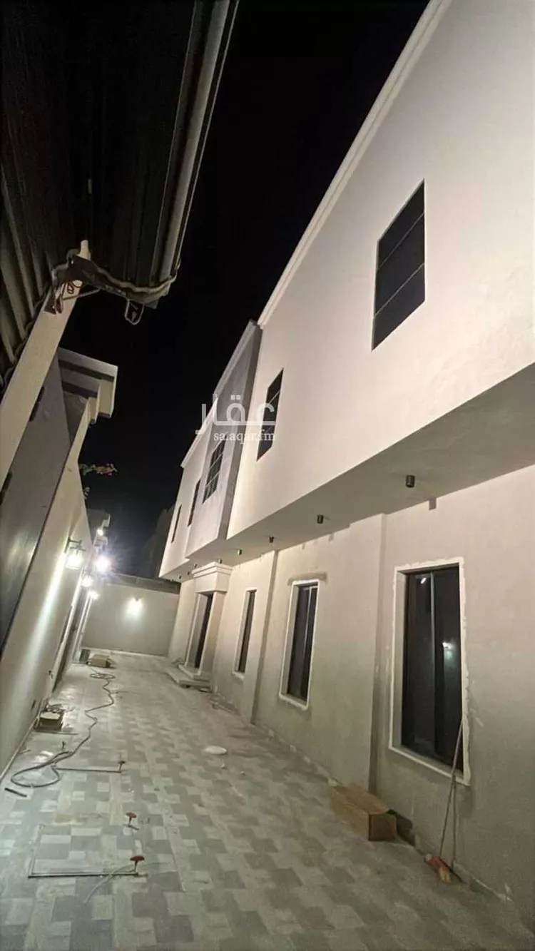 فيلا للبيع في شارع شهاب بن خراش الشيباني, حي السلام, مدينة المدينة المنورة, منطقة المدينة المنورة صورة 2