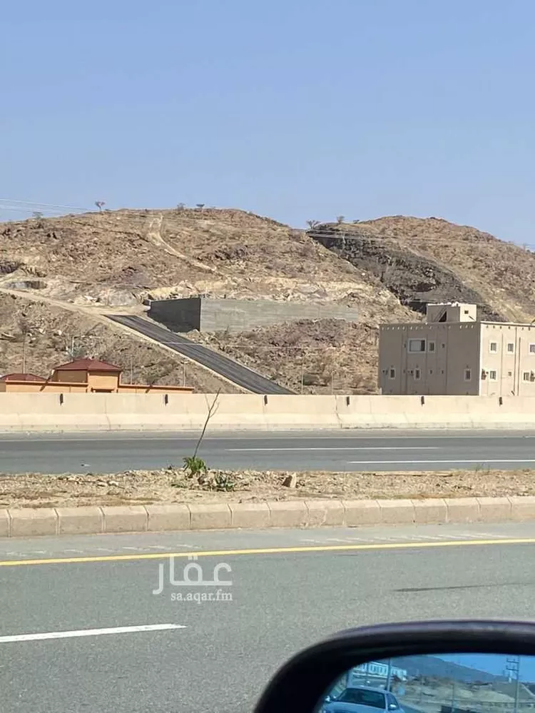 أرض للبيع في شارع حكيم بن عياش الكلبي ، حي الشروق ، الباحة ، العقيق