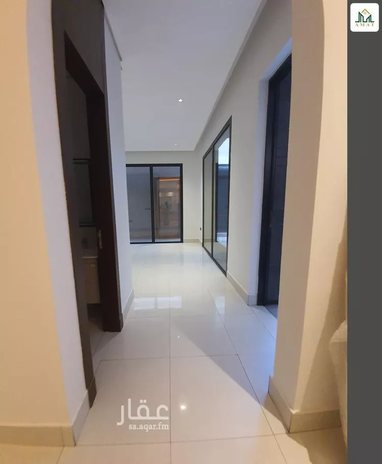 Floor for Sale in Riyadh Al Olaya 6