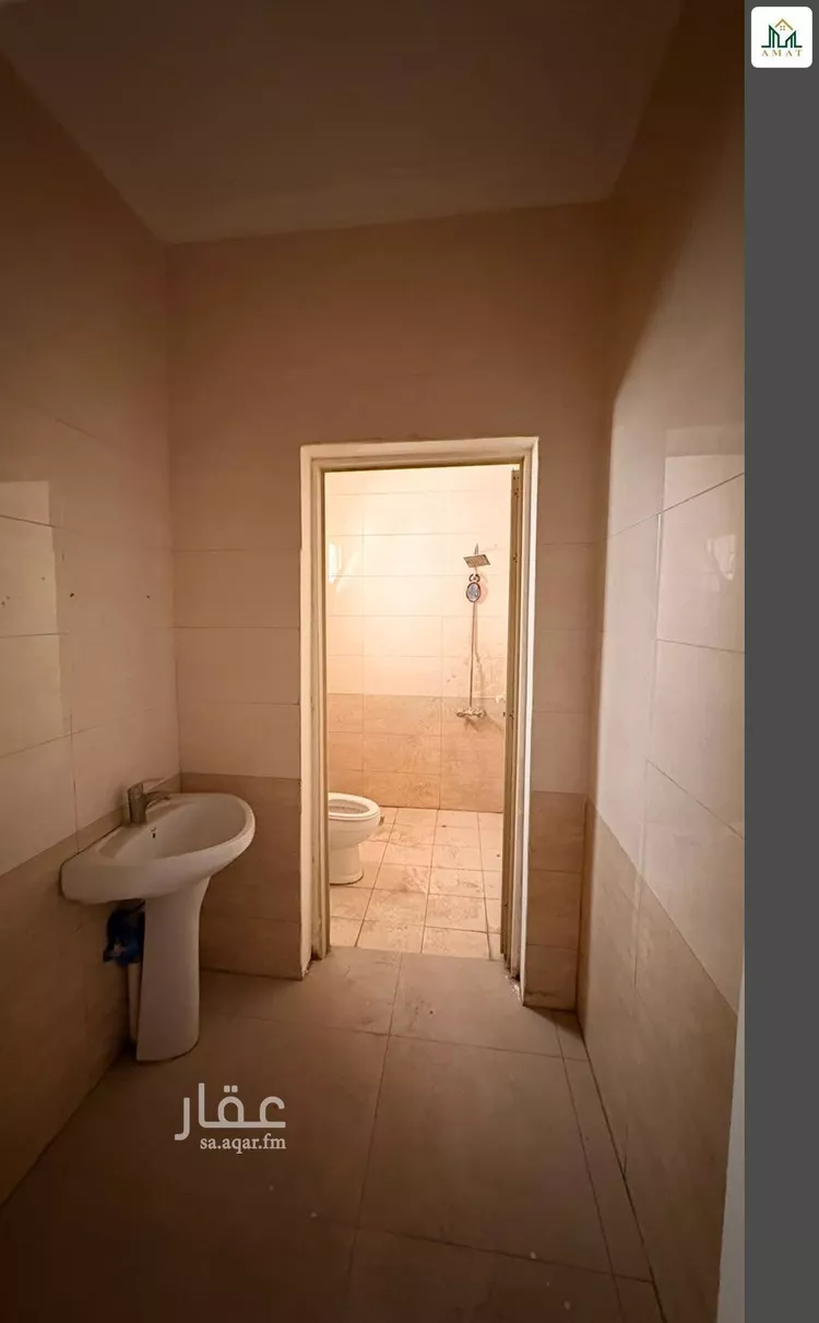 عمارة للإيجار في شارع اسطنبول, حي السلي, مدينة الرياض, منطقة الرياض 6