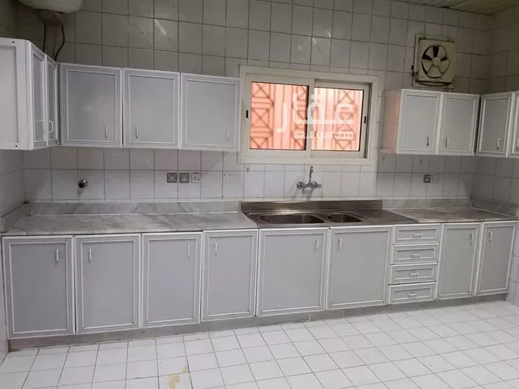 شقة للإيجار في شارع أبي برزة الأسلمي ، حي الضباط ، الرياض ، منطقة الرياض صورة 4