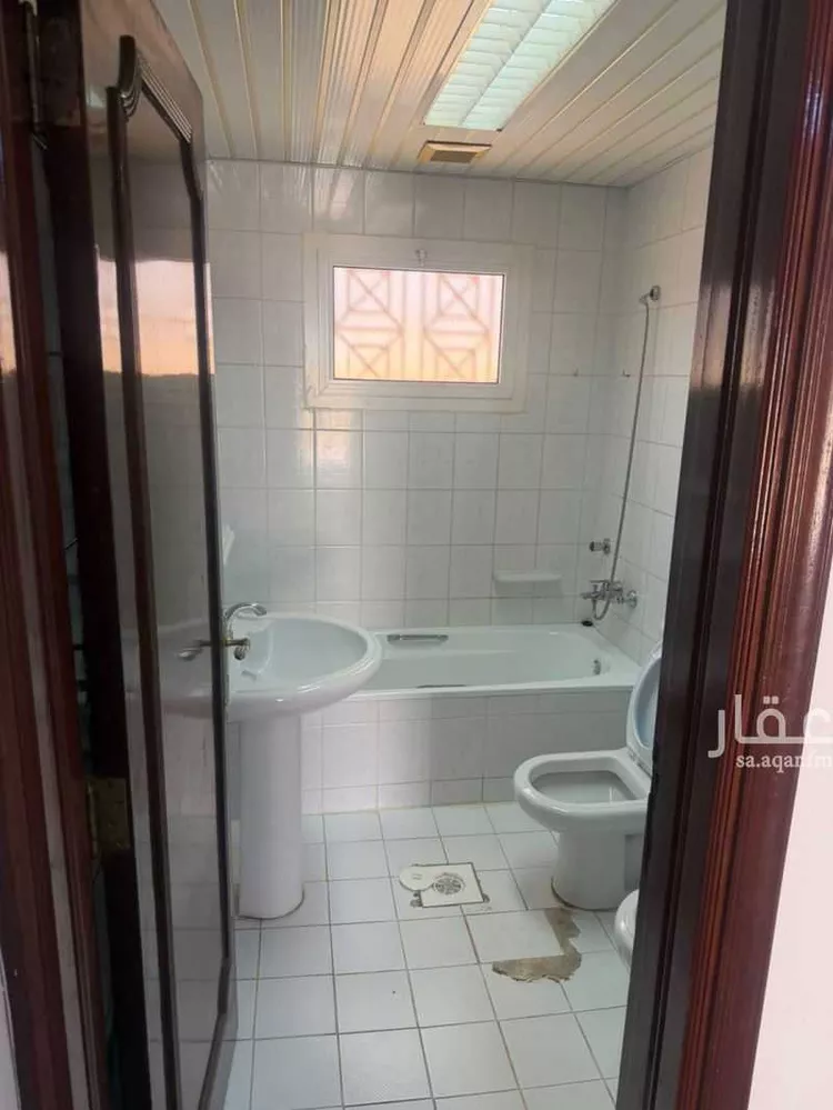 شقة للإيجار في شارع أبي برزة الأسلمي ، حي الضباط ، الرياض ، منطقة الرياض صورة 3