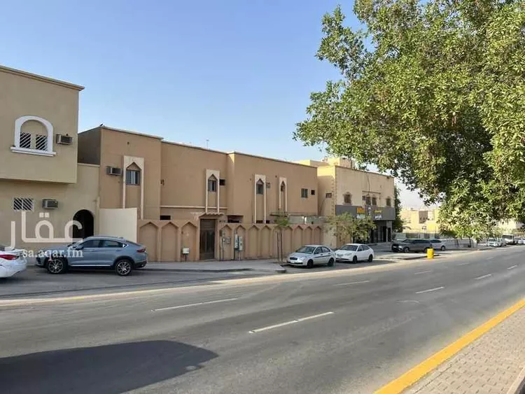 فيلا للبيع في شارع الأمير مساعد بن عبدالرحمن بن فيصل, حي العريجاء الأوسط, مدينة الرياض, منطقة الرياض صورة 2