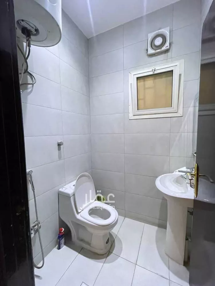 مكتب تجاري للإيجار في شارع الامير سعد بن عبدالرحمن الفرعي, حي الروابي, مدينة الرياض, منطقة الرياض صورة 4