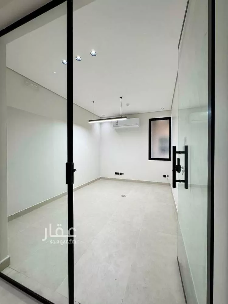 Commercial Office for Rent in Riyadh Ar Rawabi صورة 2
