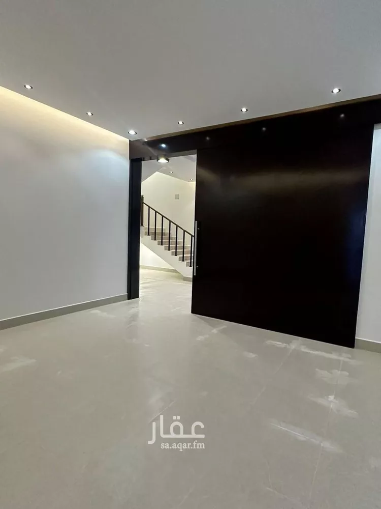 فيلا للبيع في شارع سليمان بن مراد, حي العارض, مدينة الرياض, منطقة الرياض صورة 3
