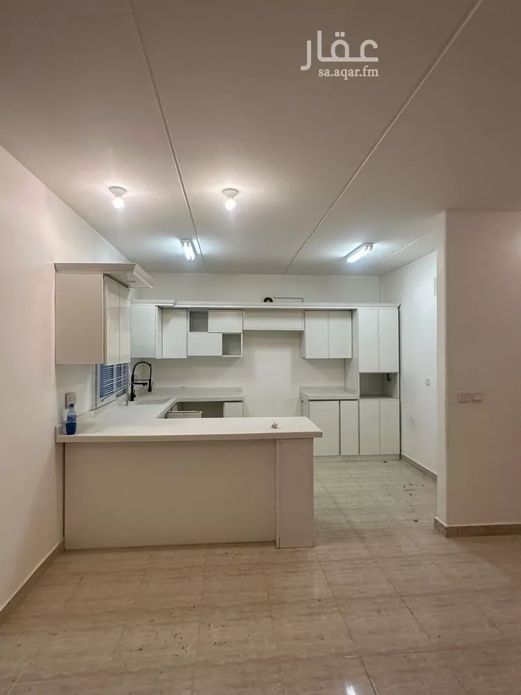 فيلا للإيجار في شارع طلحة العلثي, حي مطار الملك خالد الدولي, مدينة الرياض, منطقة الرياض صورة 5