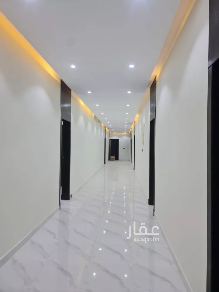 عمارة للبيع في شارع اليرموك 109, حي اليرموك, مدينة حفر الباطن, المنطقة الشرقية صورة 2