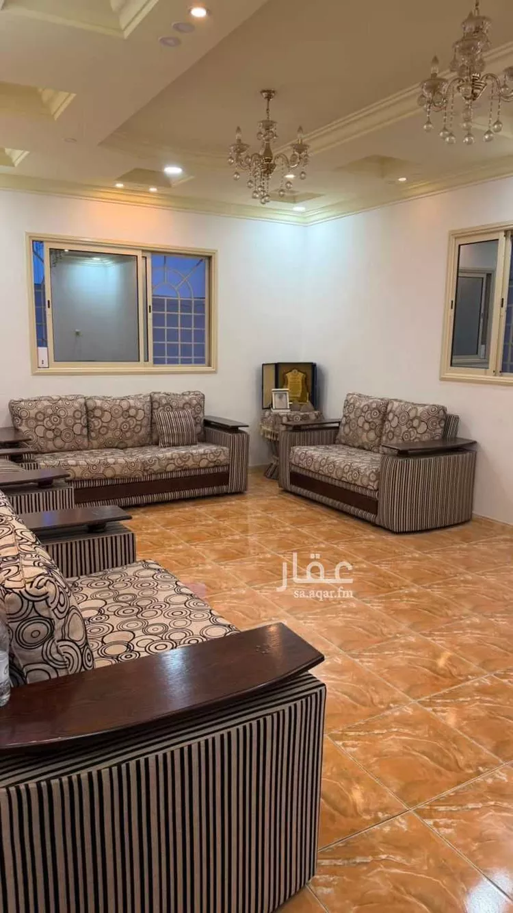 شقة للبيع في شارع الوليد بن عبدالملك, حي العرين, مدينة أبها, منطقة عسير صورة 4