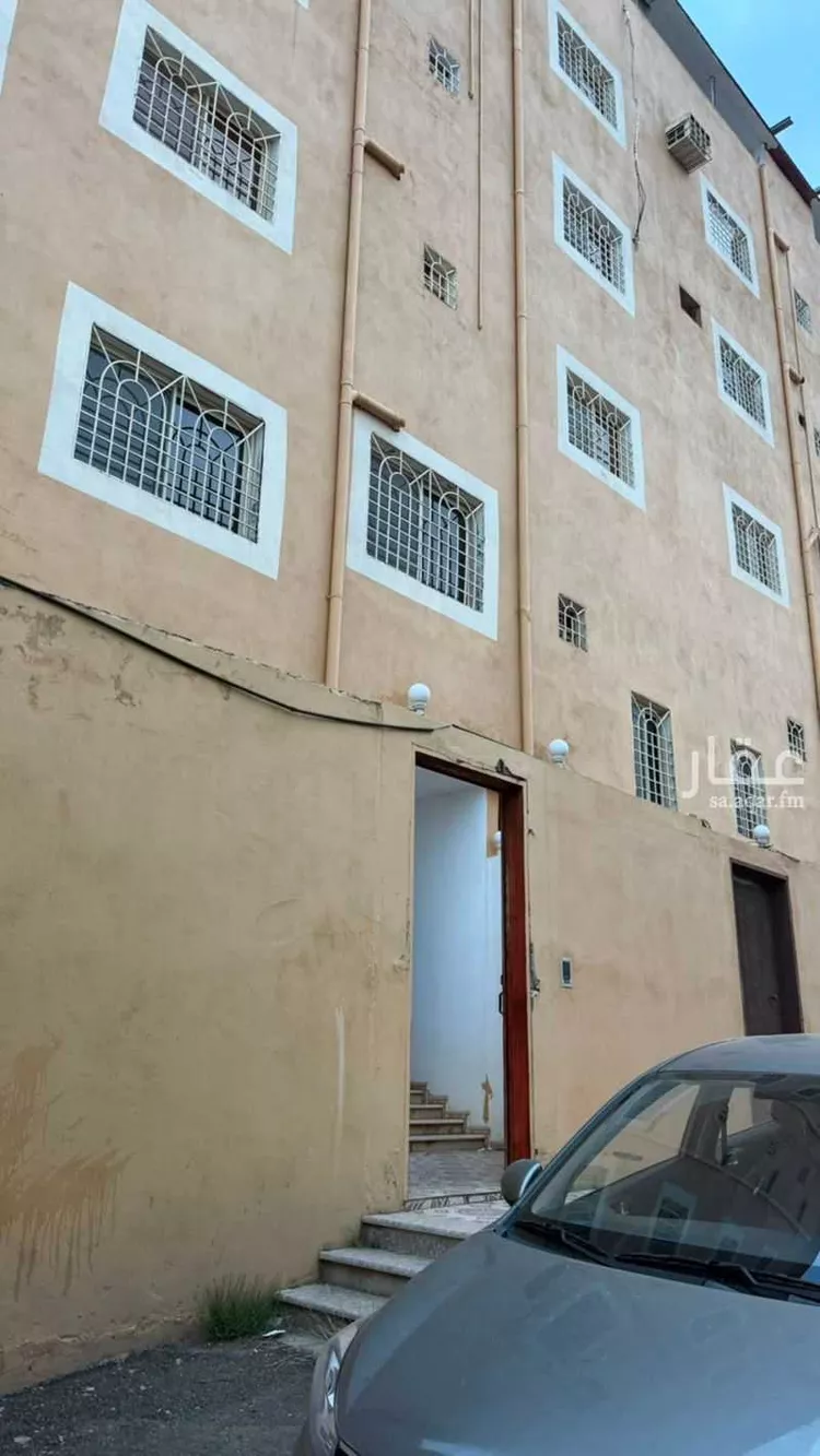 شقة للبيع في شارع الوليد بن عبدالملك, حي العرين, مدينة أبها, منطقة عسير صورة 2