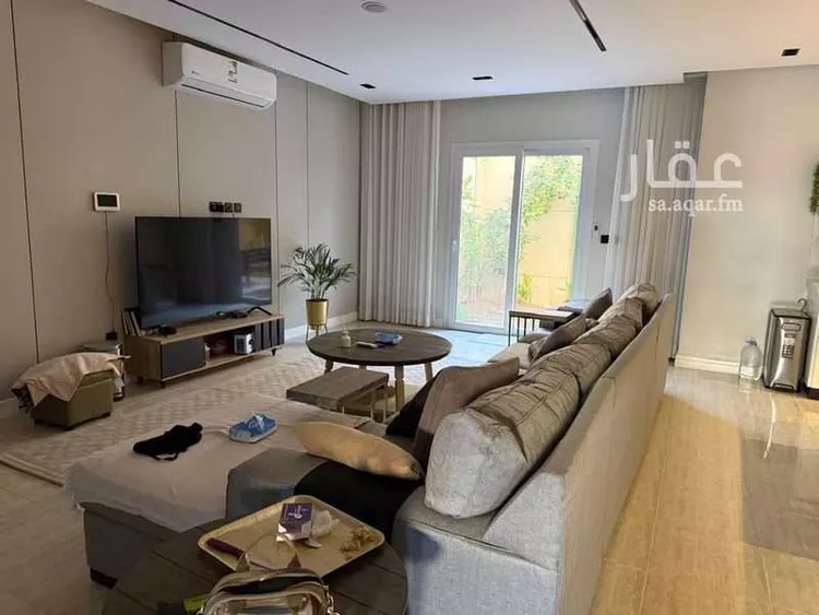 فيلا للإيجار في شارع أبي بكر بن عبدالله, حي مطار الملك خالد الدولي, مدينة الرياض, منطقة الرياض صورة 4
