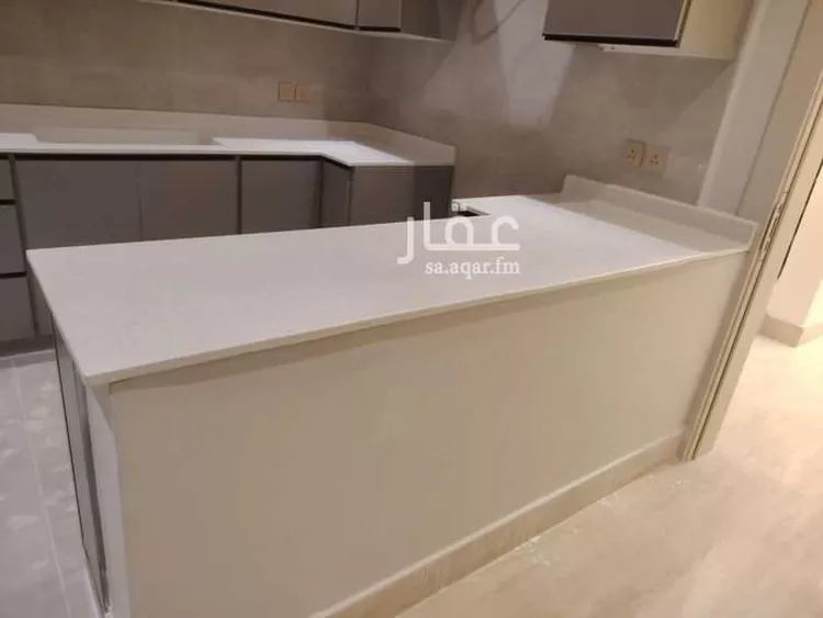 شقة للإيجار في شارع القرية العليا, حي الحمراء, مدينة الخبر, المنطقة الشرقية صورة 2