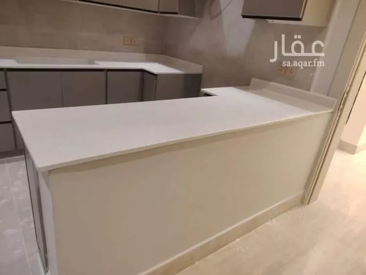 شقة للإيجار في شارع القرية العليا, حي الحمراء, مدينة الخبر, المنطقة الشرقية صورة 2