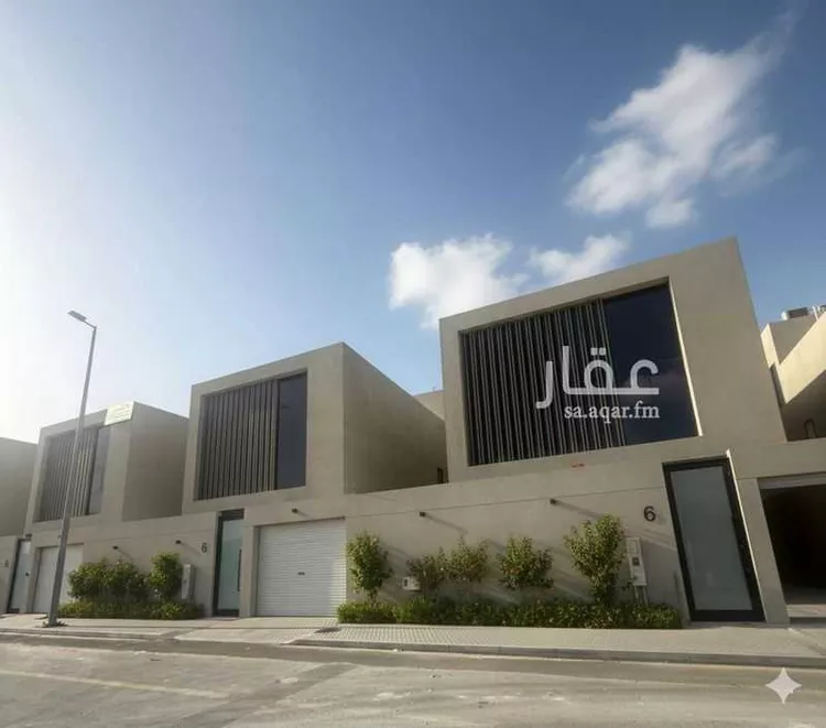 فيلا للبيع في شارع 69 السيف, حي السيف, مدينة الدمام, المنطقة الشرقية