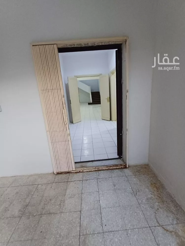 فيلا للإيجار في شارع عبدالواحد الكريمي, حي العليا, مدينة الرياض, منطقة الرياض صورة 5