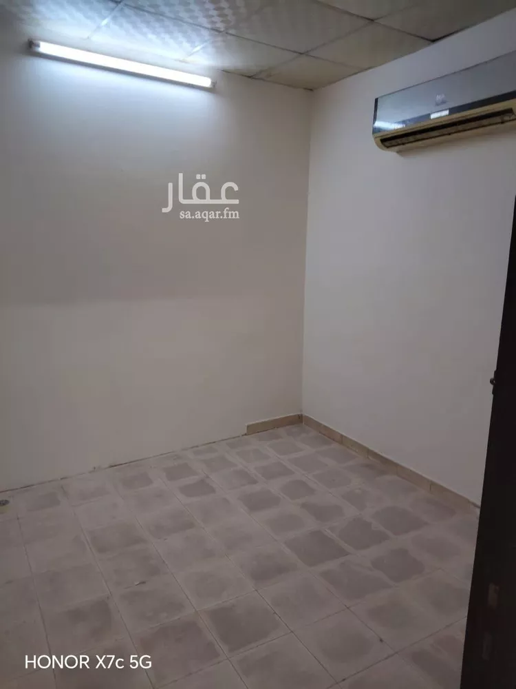 شقة للإيجار في شارع بدر الدين العيني, حي أم الحمام الشرقي, مدينة الرياض, منطقة الرياض صورة 3