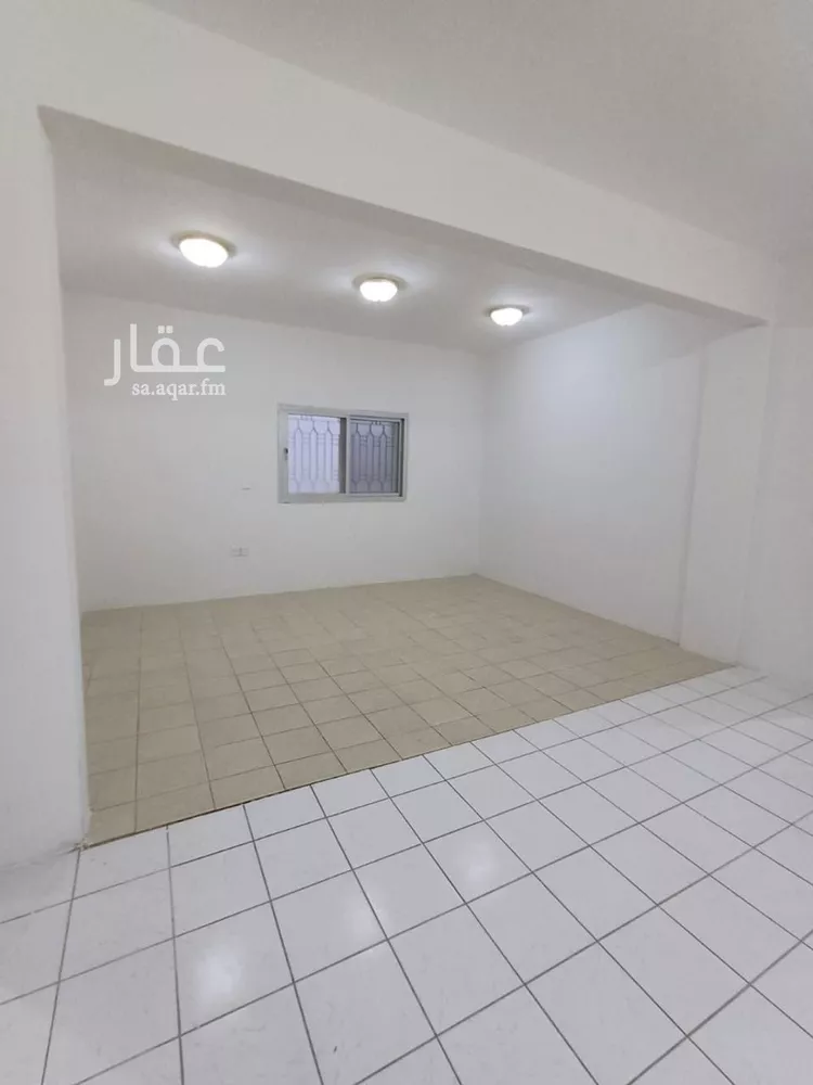 فيلا للإيجار في شارع عبدالواحد الكريمي, حي العليا, مدينة الرياض, منطقة الرياض صورة 3