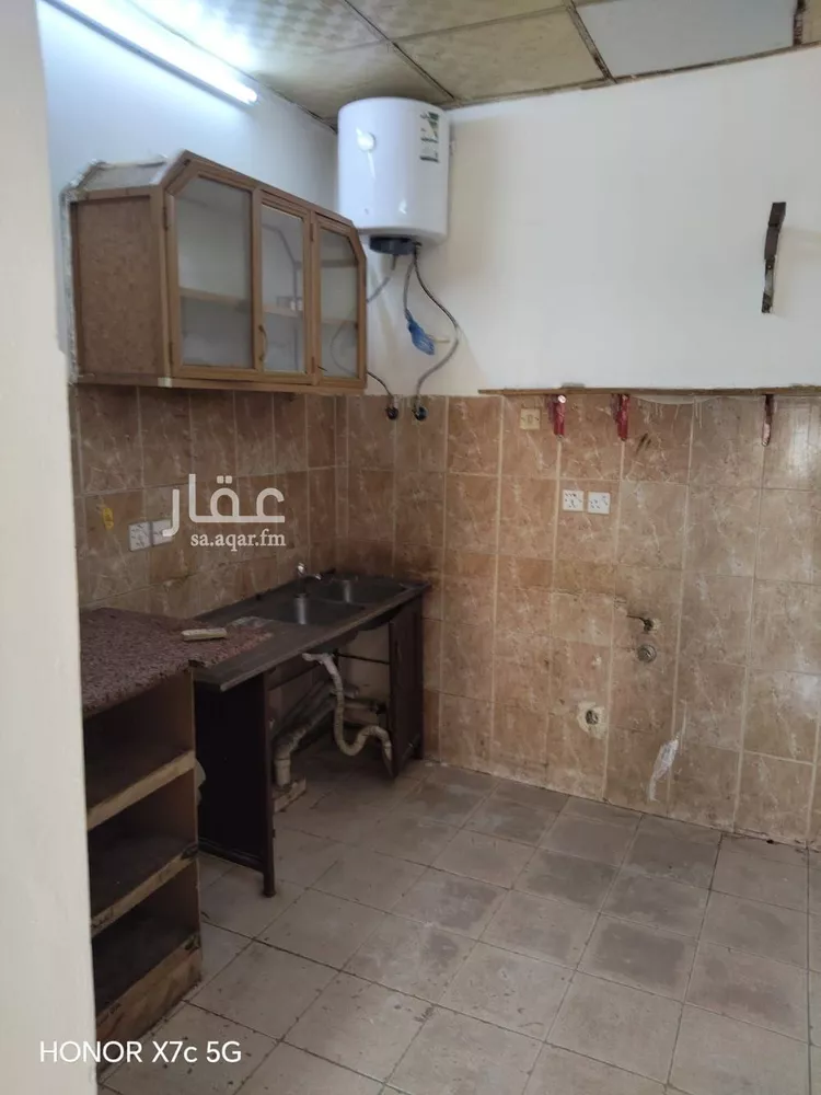 شقة للإيجار في شارع بدر الدين العيني, حي أم الحمام الشرقي, مدينة الرياض, منطقة الرياض صورة 5