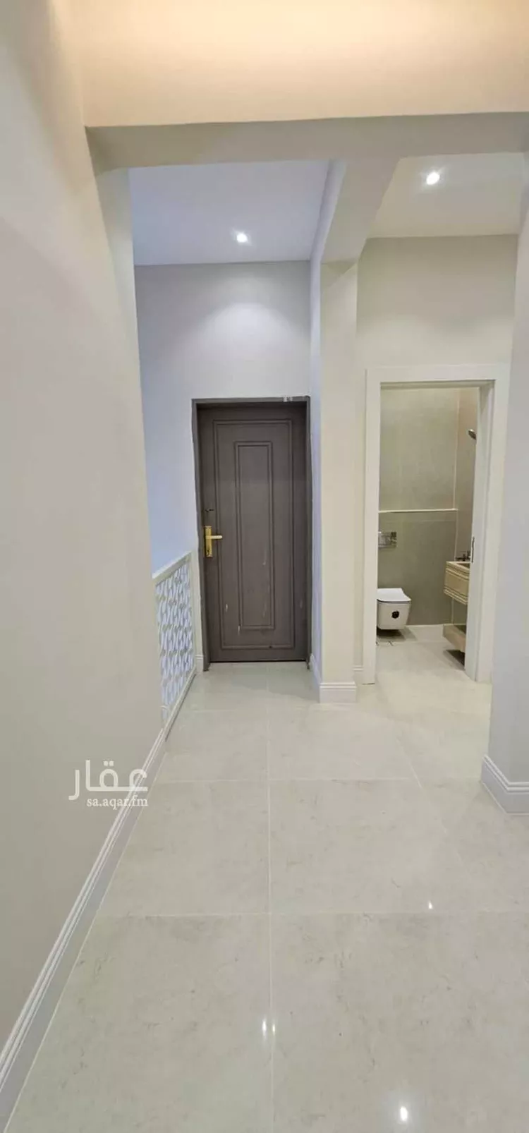 فيلا للبيع في شارع محمد البسيفي, حي العوالي, مدينة الرياض, منطقة الرياض 10