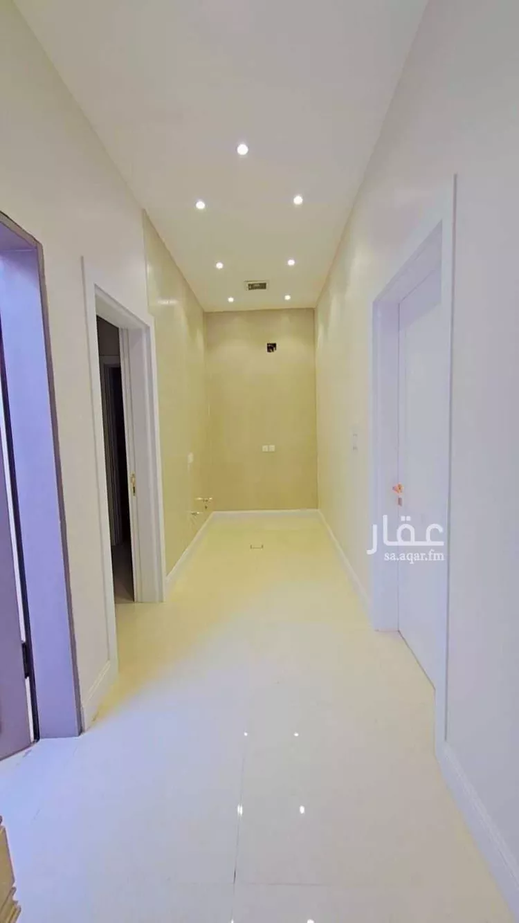فيلا للبيع في شارع محمد البوسيفي, حي العوالي, مدينة الرياض, منطقة الرياض صورة 2