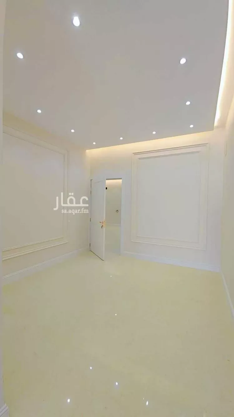 فيلا للبيع في شارع محمد البوسيفي, حي العوالي, مدينة الرياض, منطقة الرياض 7