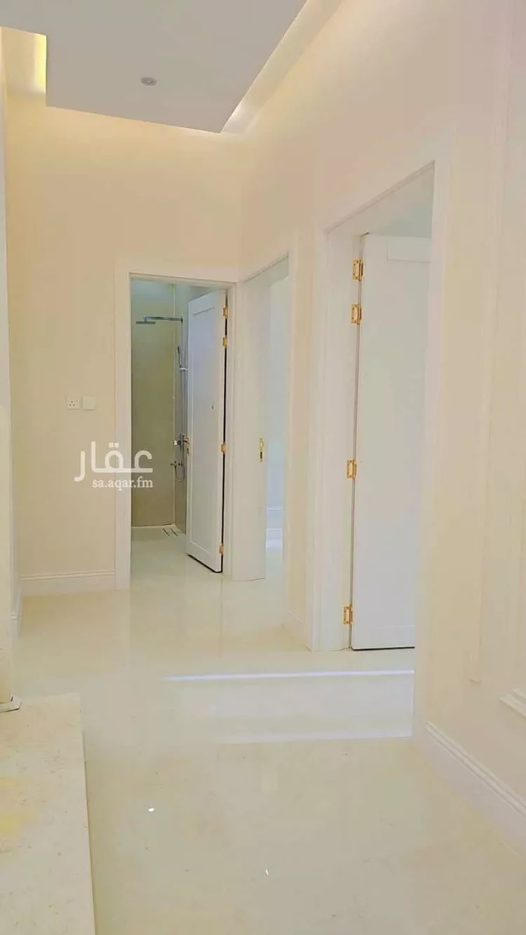 فيلا للبيع في شارع محمد البوسيفي, حي العوالي, مدينة الرياض, منطقة الرياض 12