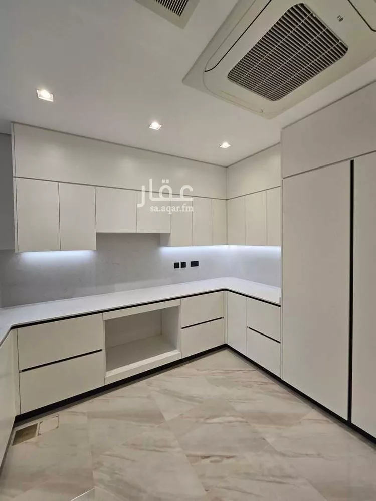 فيلا للإيجار في شارع رقم 1244, حي سدرة, مدينة الرياض, منطقة الرياض 13