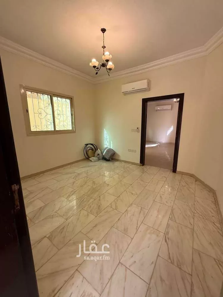 دور للبيع في شارع النصايف, حي الصحافة, مدينة الرياض, منطقة الرياض صورة 3