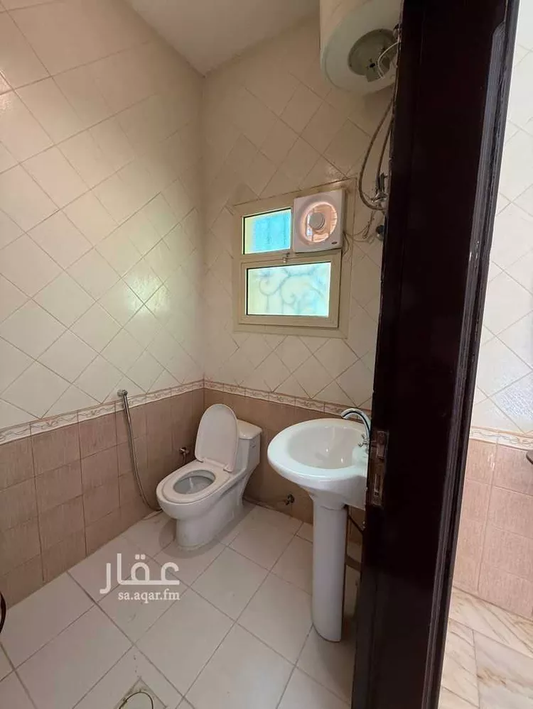 فيلا للبيع في شارع النصايف ، حي الصحافة ، الرياض ، منطقة الرياض صورة 4